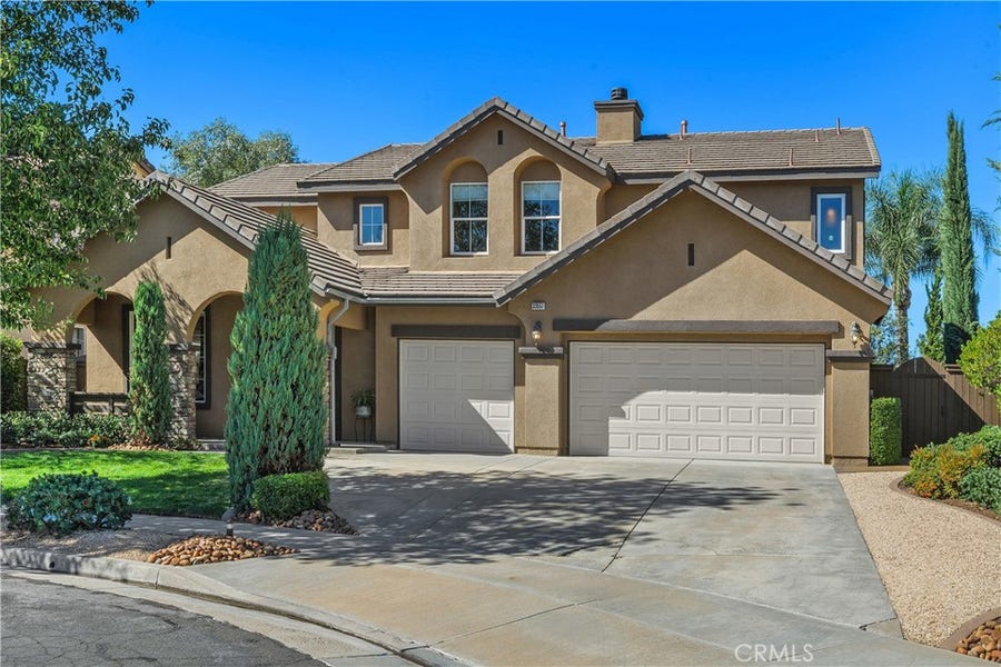 Property photo for 33551 Zinnia Lane, Murrieta, CA