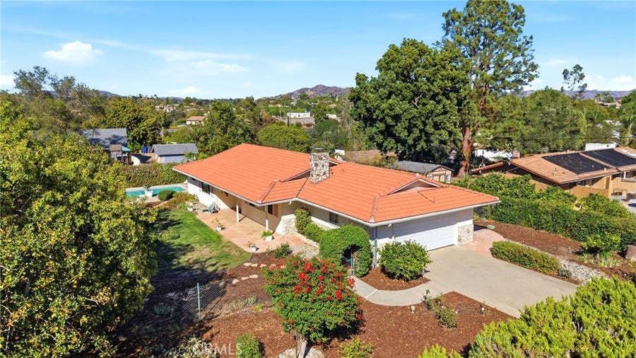 Property photo for 2018 Pheasant Run, Fallbrook, CA