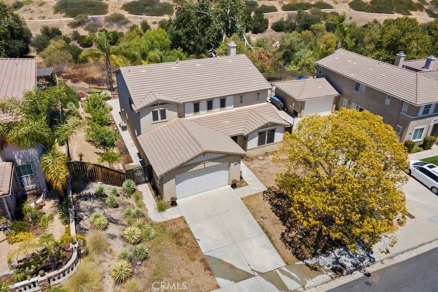 Property photo for 23622 Saratoga Springs Place, Murrieta, CA