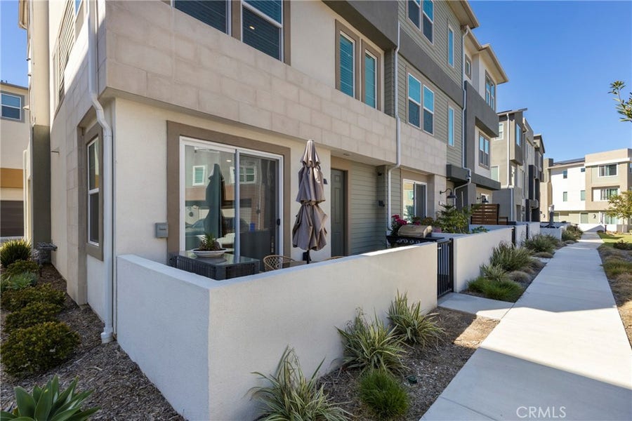 Property photo for 27566 Sanctuary Court, Valencia, CA