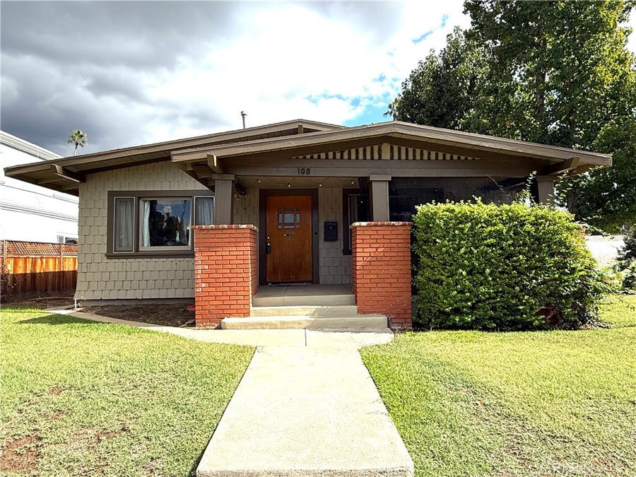 Property photo for 108 S Oak Avenue, Pasadena, CA