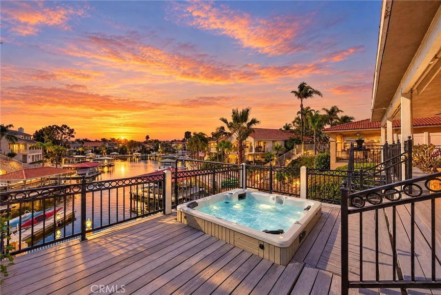 Property photo for 30249 Point Marina, Canyon Lake, CA