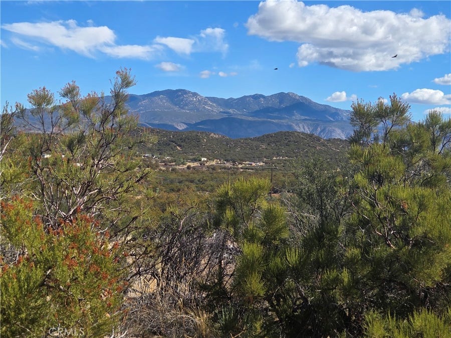Property photo for 4 Taron Trail, Anza, CA