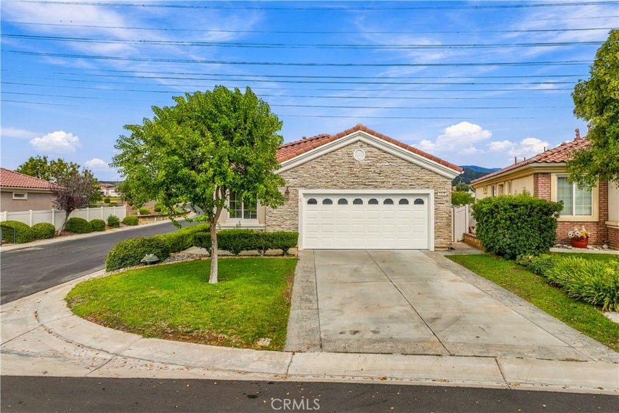 Property photo for 1160 Saguaro Road, Beaumont, CA