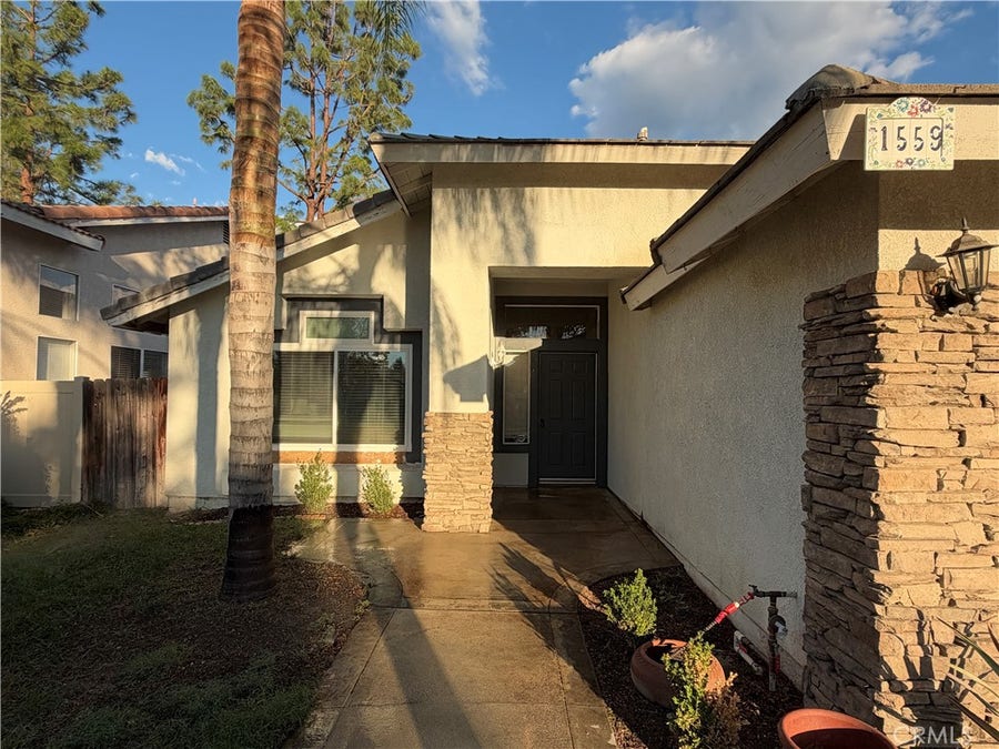 Property photo for 1559 Arroyo Viejo, San Jacinto, CA
