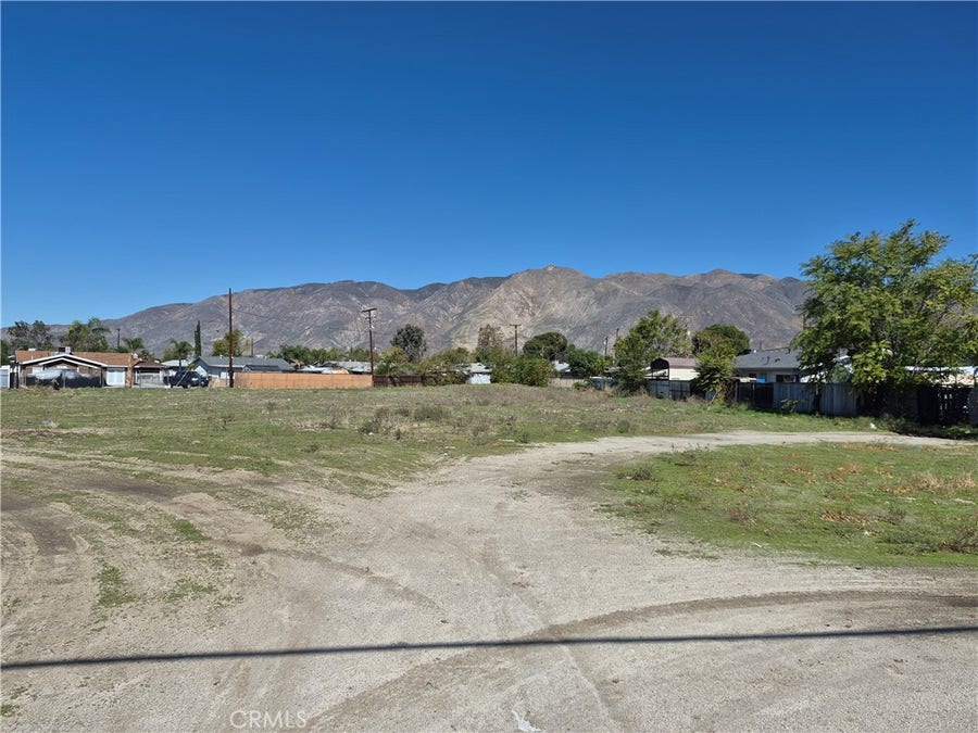 Property photo for 565 E Main Street, San Jacinto, CA