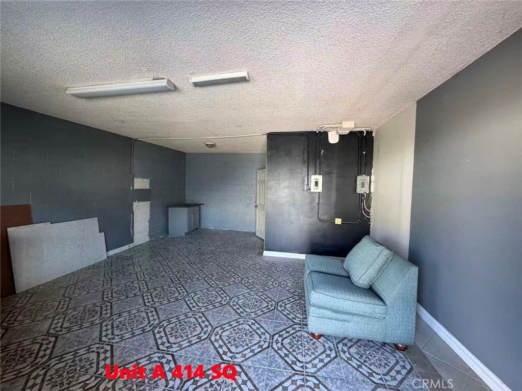 15858 main st, La Puente, CA 91744 15858 main st, La Puente, CA 91744
