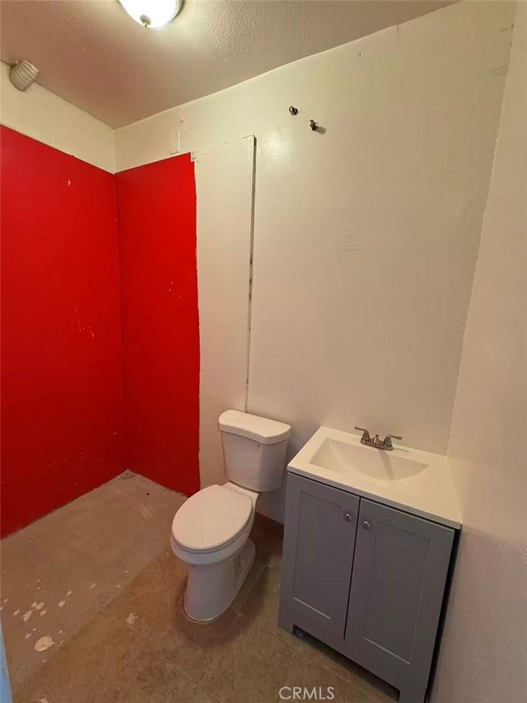 15858 main st, La Puente, CA 91744 15858 main st, La Puente, CA 91744