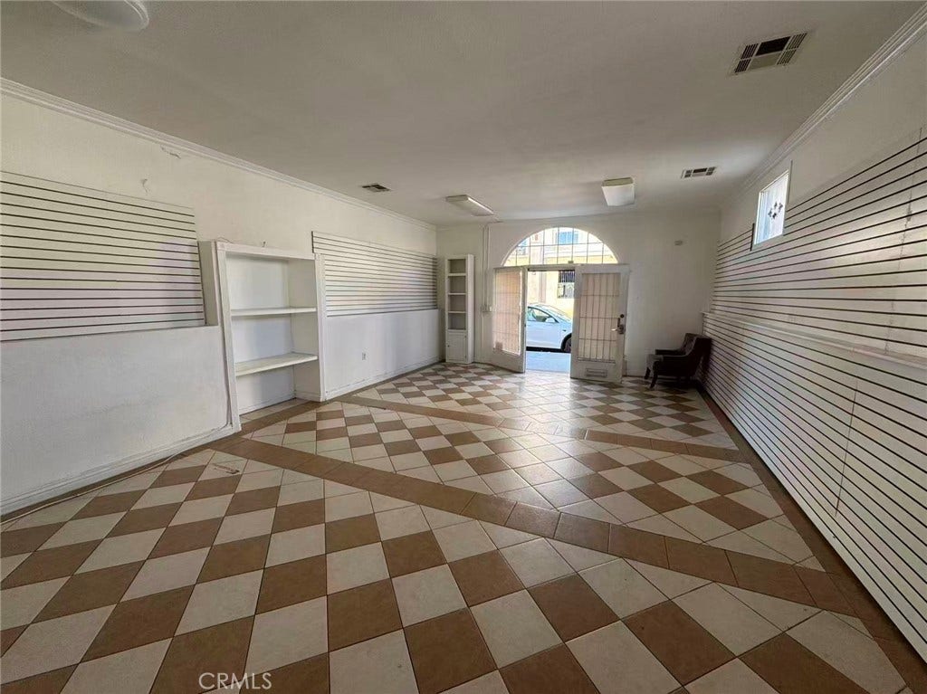 15858 main st, La Puente, CA 91744 15858 main st, La Puente, CA 91744