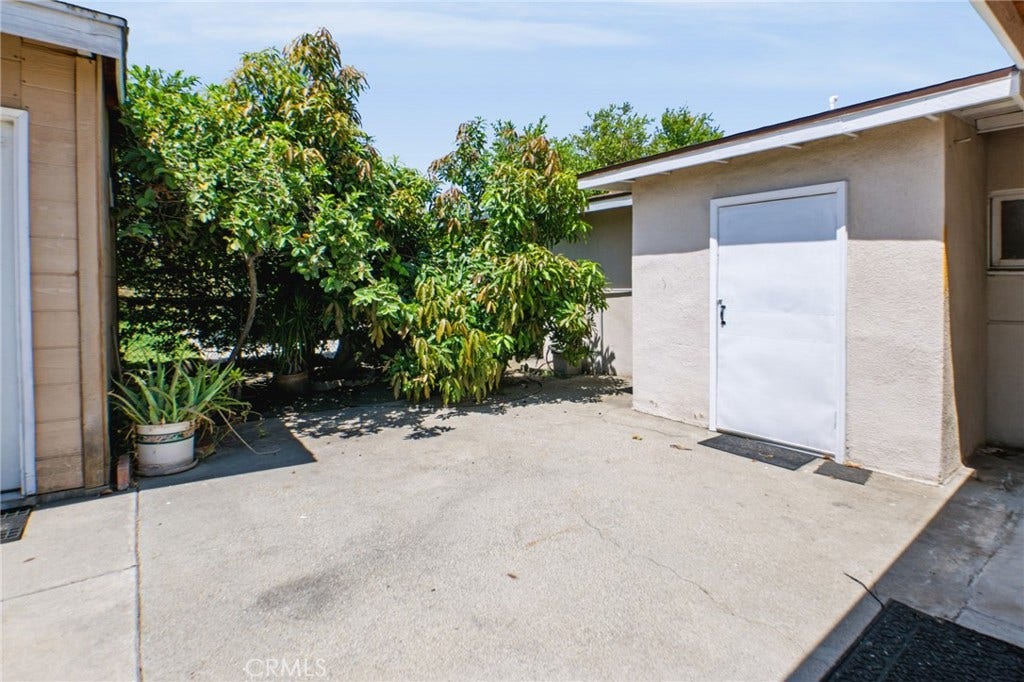 338 Conlon, La Puente, CA 91744 338 Conlon, La Puente, CA 91744