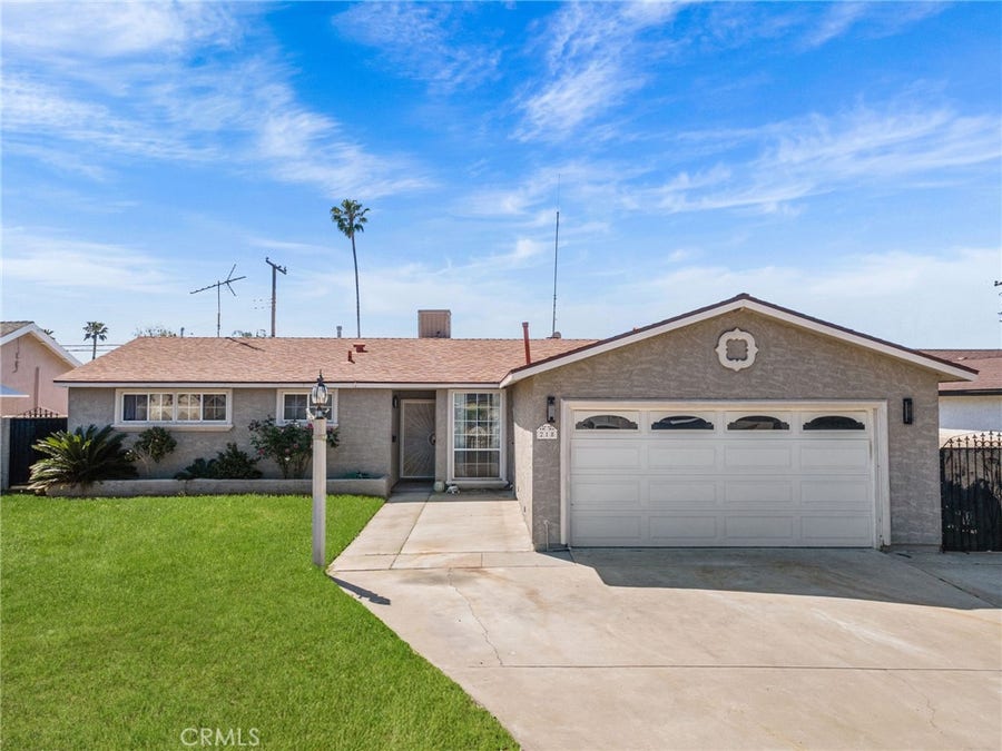 Property photo for 218 Foxbury, Pomona, CA