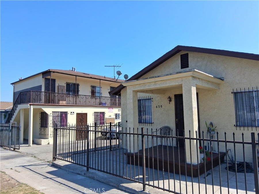 Property photo for 626 W Century, Los Angeles, CA