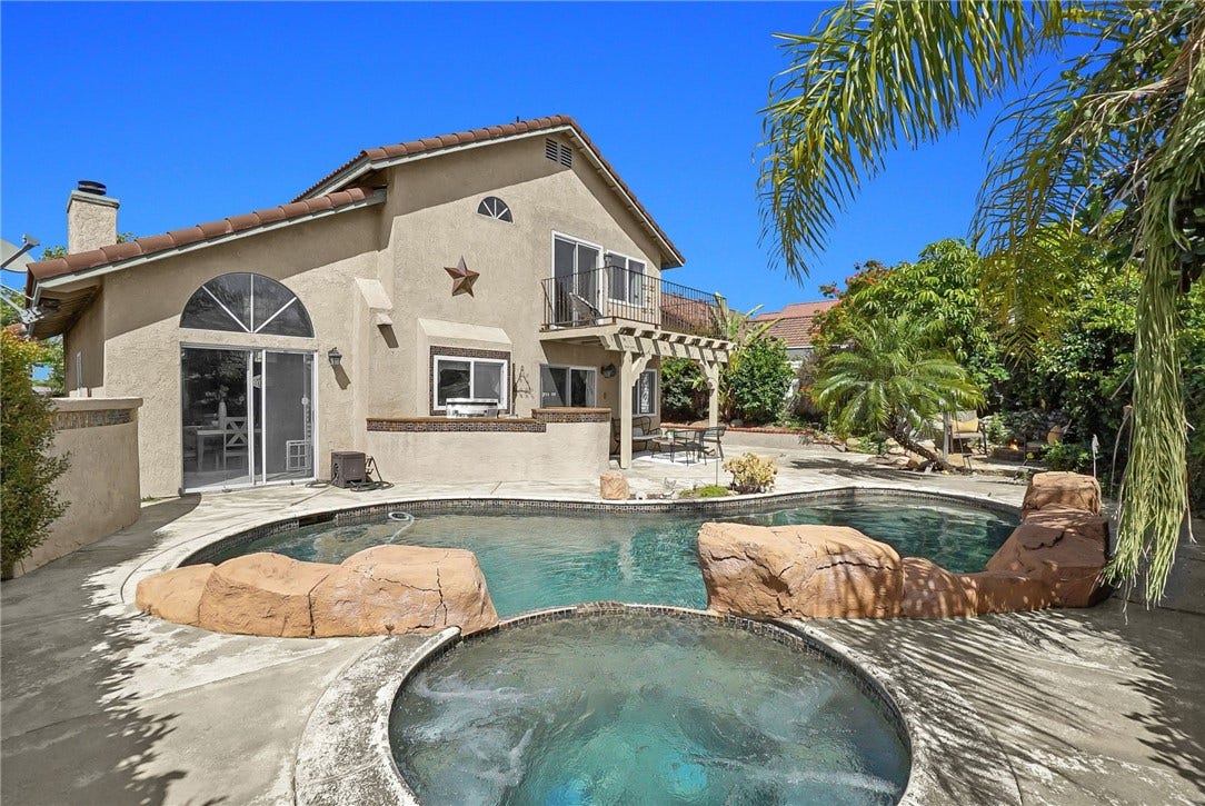 3332 Fallenleaf, Corona, CA 92882 3332 Fallenleaf, Corona, CA 92882