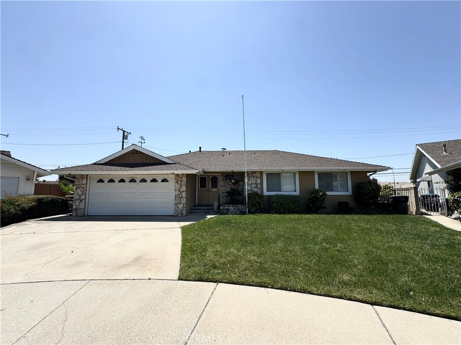 Property photo for 216 S Homerest, Covina, CA