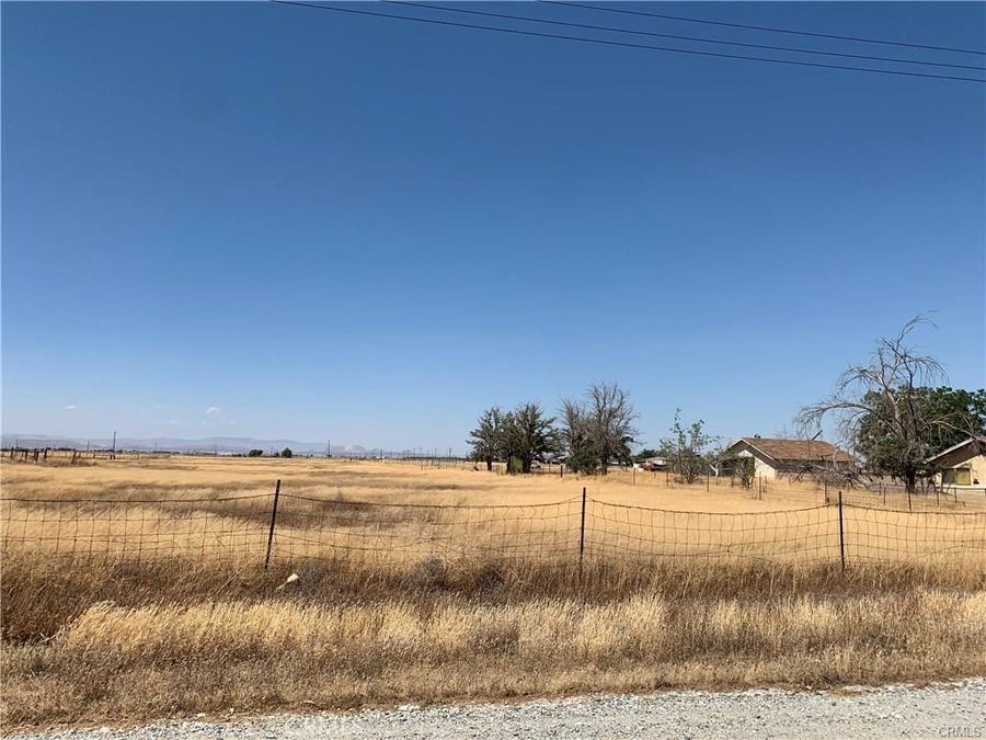 Property photo for 0 Vac/Lancaster Blvd/Vic 45th St, Lancaster, CA