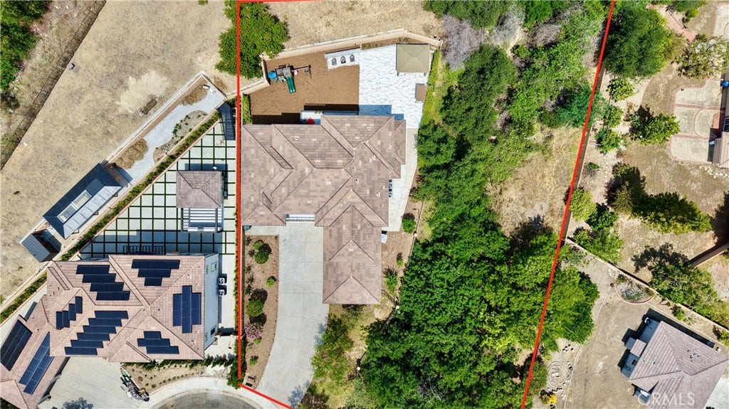 1330 Waterbrook, Walnut, CA 91789 1330 Waterbrook, Walnut, CA 91789