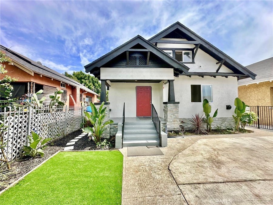 Property photo for 160 W 48th, Los Angeles, CA