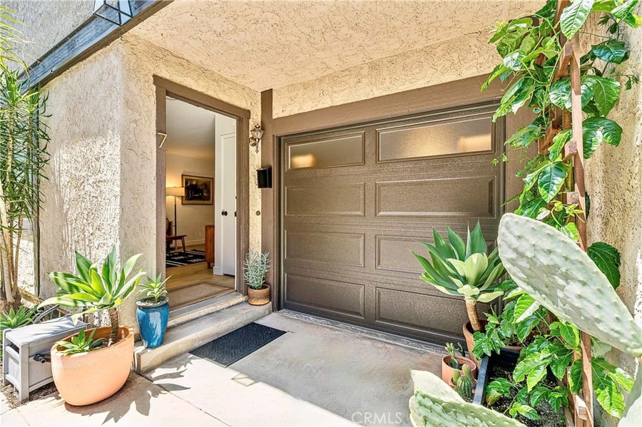 Property photo for 63 N Roosevelt, #7, Pasadena, CA