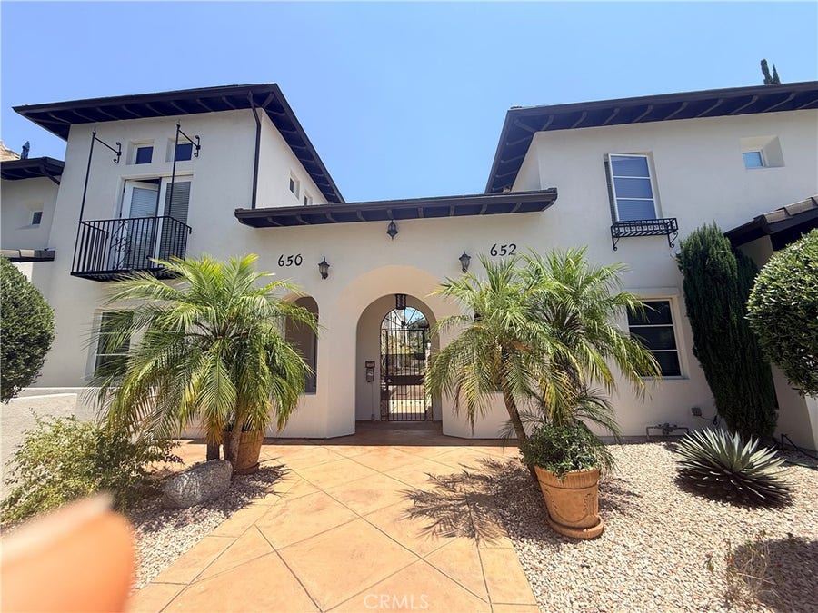 Property photo for 650 S Lake Ave, Pasadena, CA