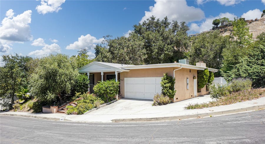 Property photo for 11467 Dona Cecilia, Studio City, CA