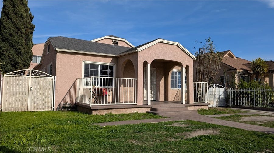 Property photo for 3854 Arlington Avenue, Los Angeles, CA