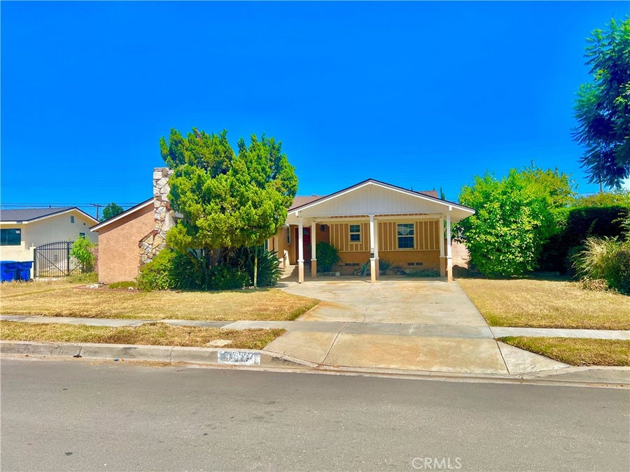Property photo for 16527 Superior, Northridge, CA