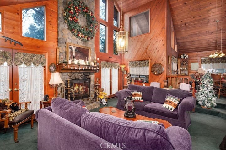 Property photo for 723 Bergschrund, Crestline, CA
