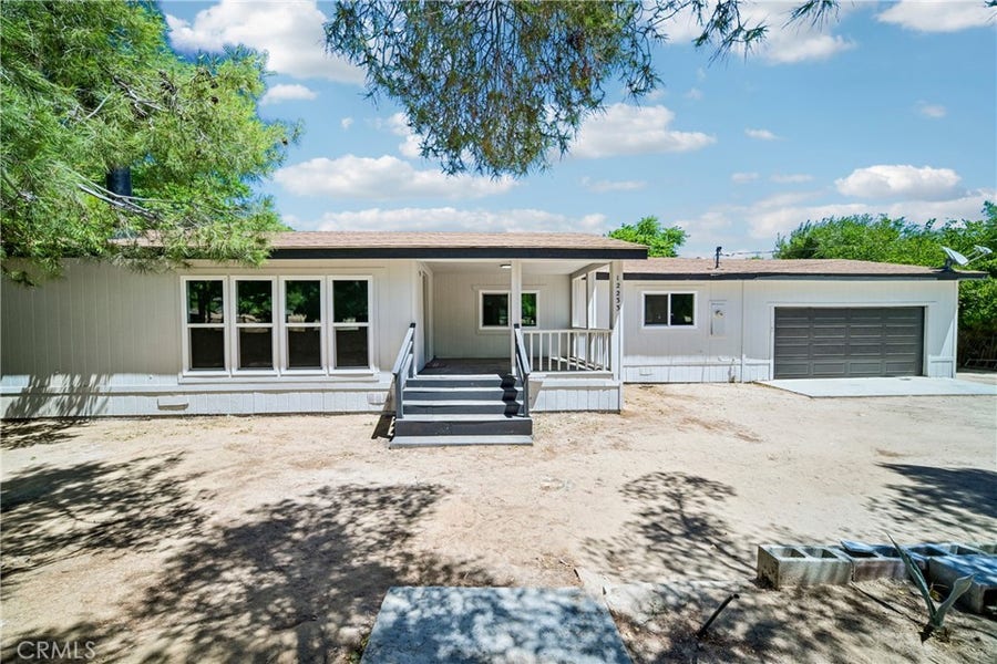 Property photo for 12233 E Avenue V-12, Pearblossom, CA