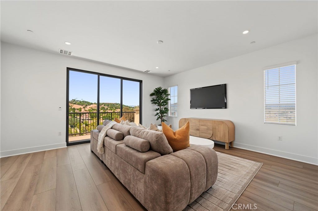 22061 Manarola Way, Walnut, CA 91789 22061 Manarola Way, Walnut, CA 91789