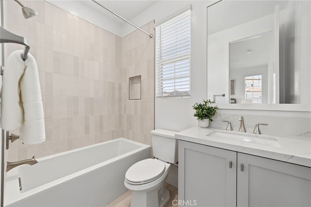 22061 Manarola Way, Walnut, CA 91789 22061 Manarola Way, Walnut, CA 91789