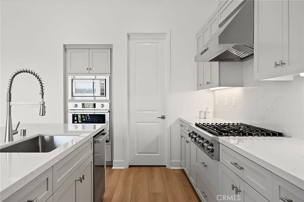 22061 Manarola Way, Walnut, CA 91789 22061 Manarola Way, Walnut, CA 91789