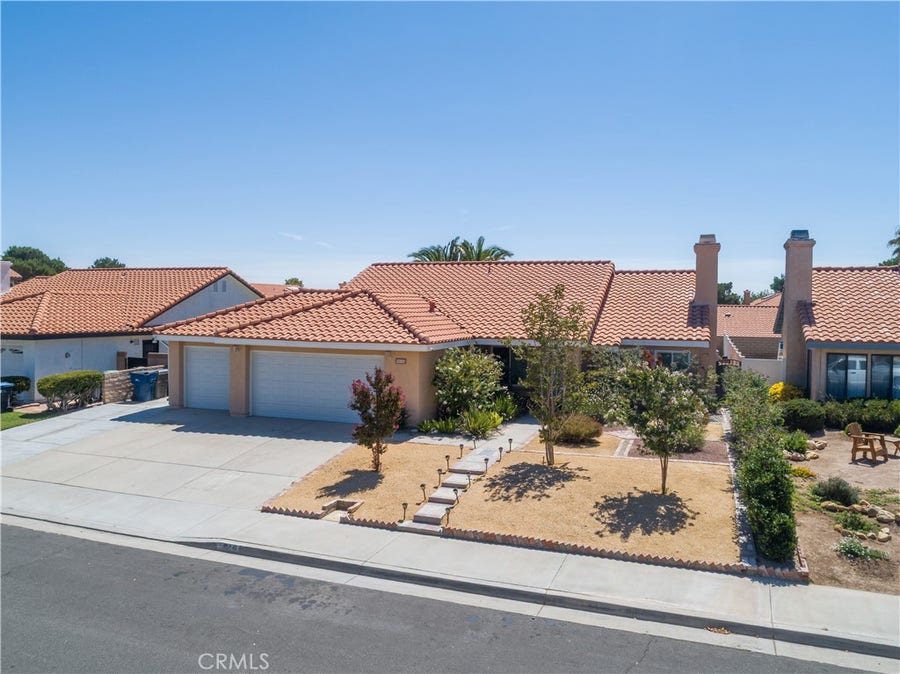 Property photo for 38104 Miramonte, Palmdale, CA