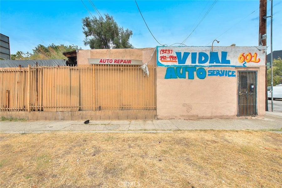 Property photo for 601 W Avenue 28, Los Angeles, CA