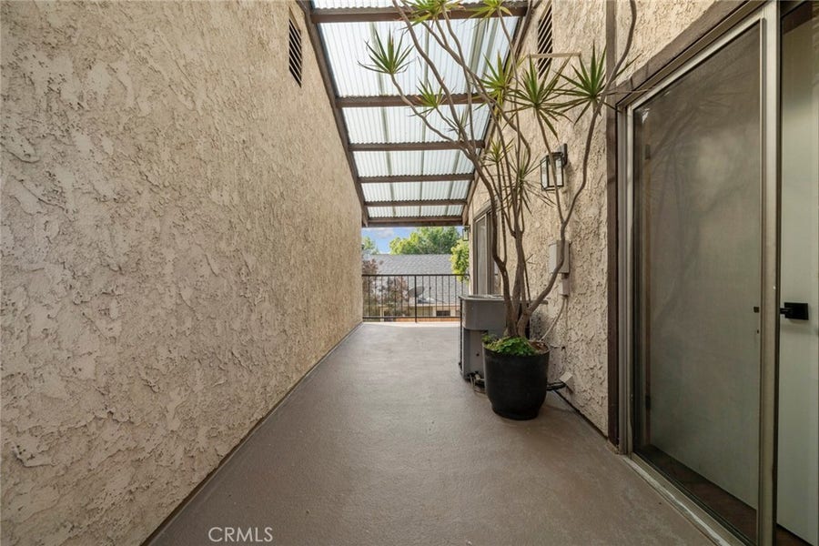 Property photo for 63 N Roosevelt, #2, Pasadena, CA
