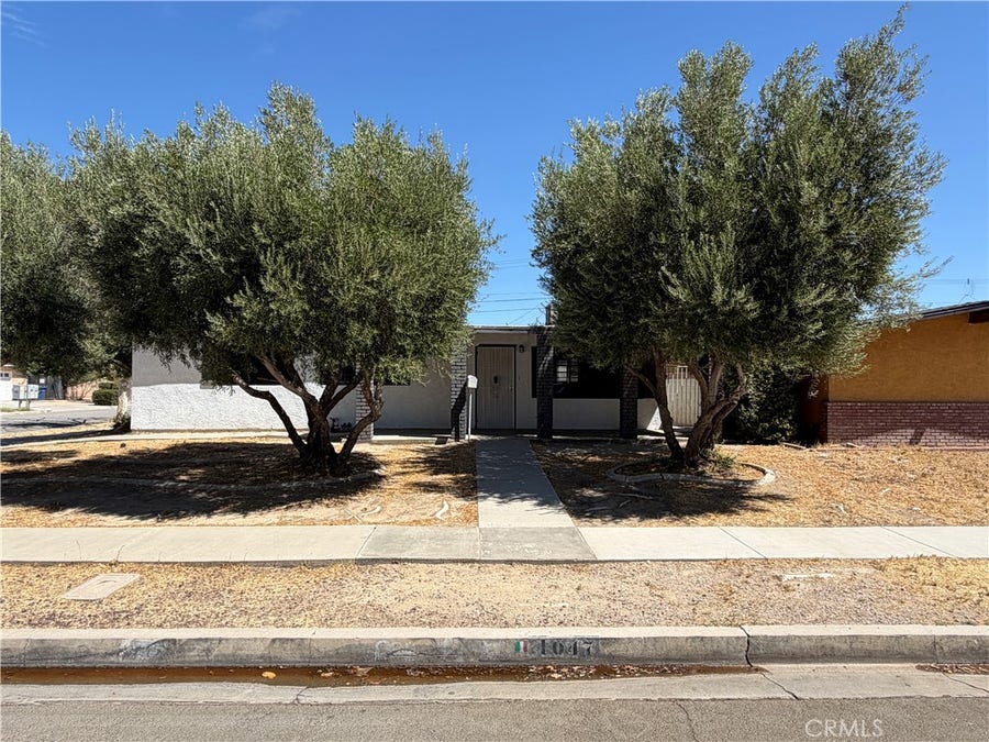Property photo for 1047 W Avenue H6, Lancaster, CA