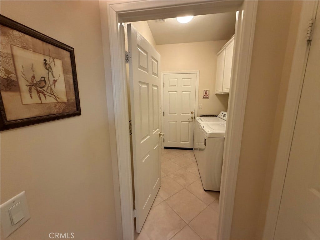 21578 Magnolia, Walnut, CA 91789 laundry room