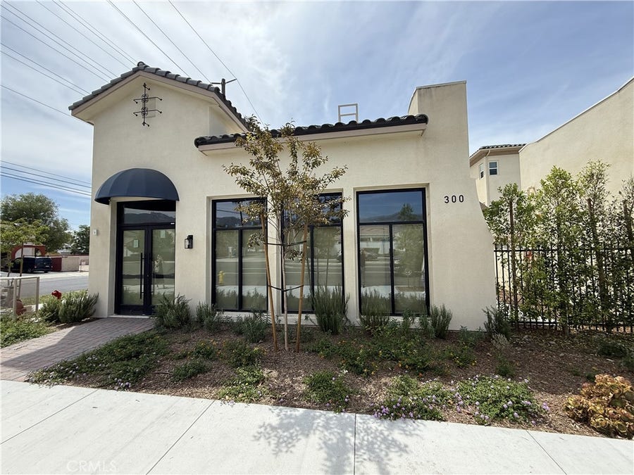 Property photo for 300 W Foothill, Azusa, CA