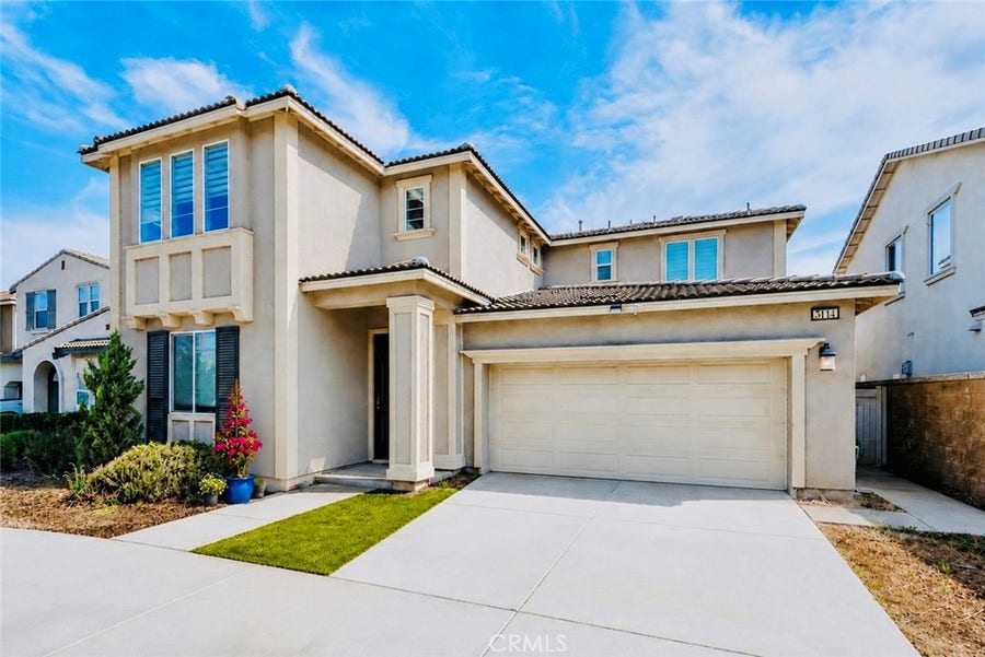 Property photo for 3114 E Yellowstone Drive, Ontario, CA
