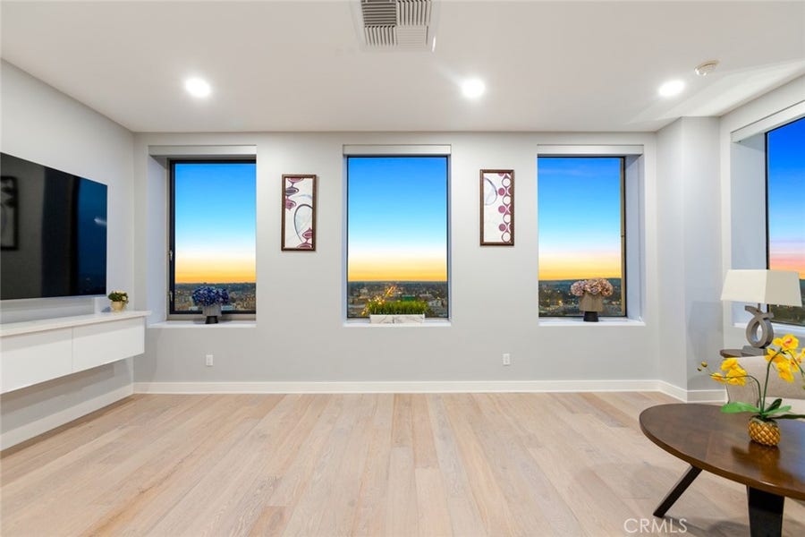 Property photo for 3810 Wilshire, Los Angeles, CA