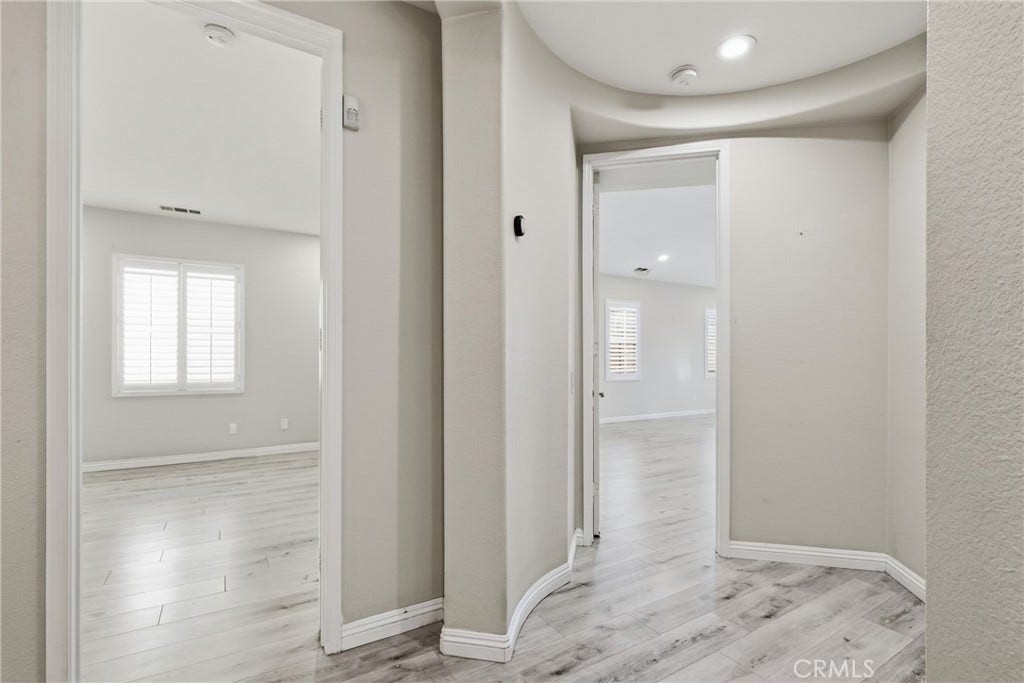 558 Calderone, Corona, CA 92879