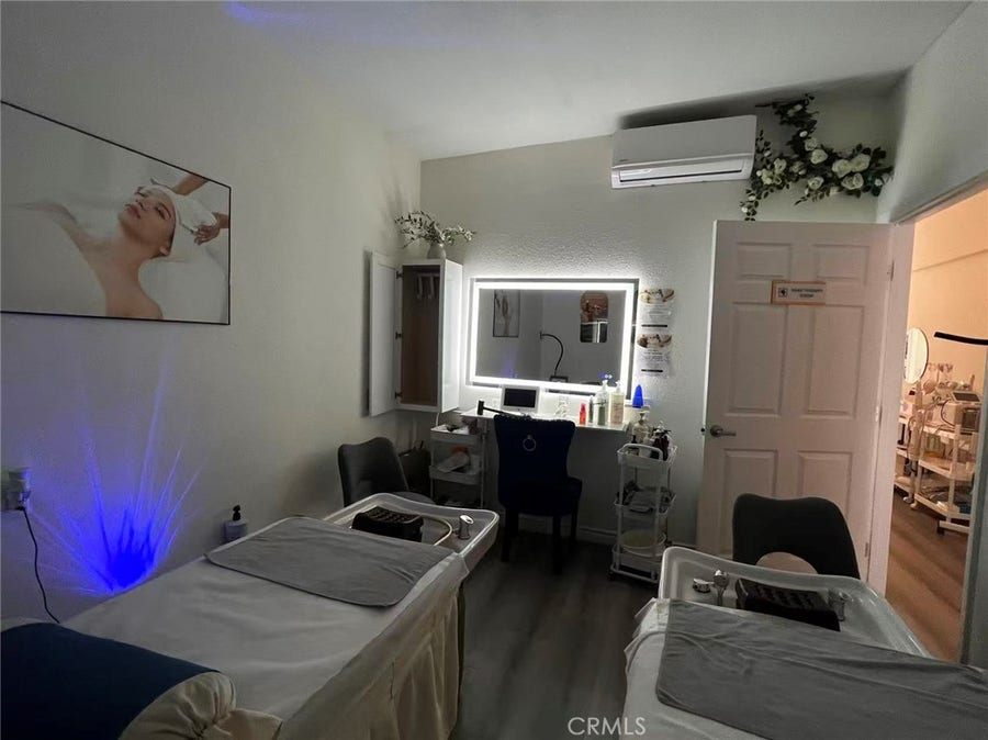 Property photo for 10653 W Pico Blvd, West Los Angeles, CA