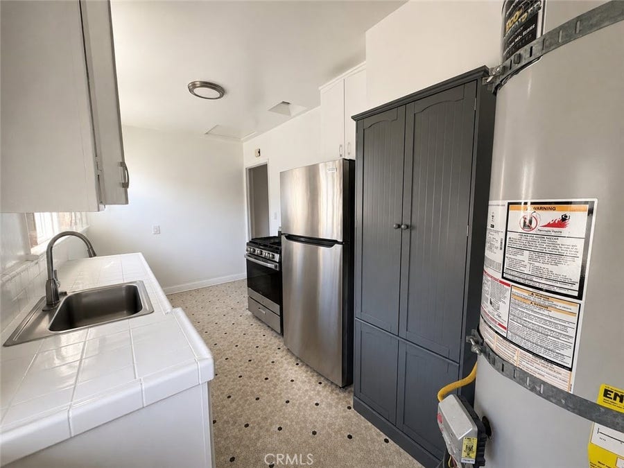 Property photo for 1716 7th Avenue, Los Angeles, CA