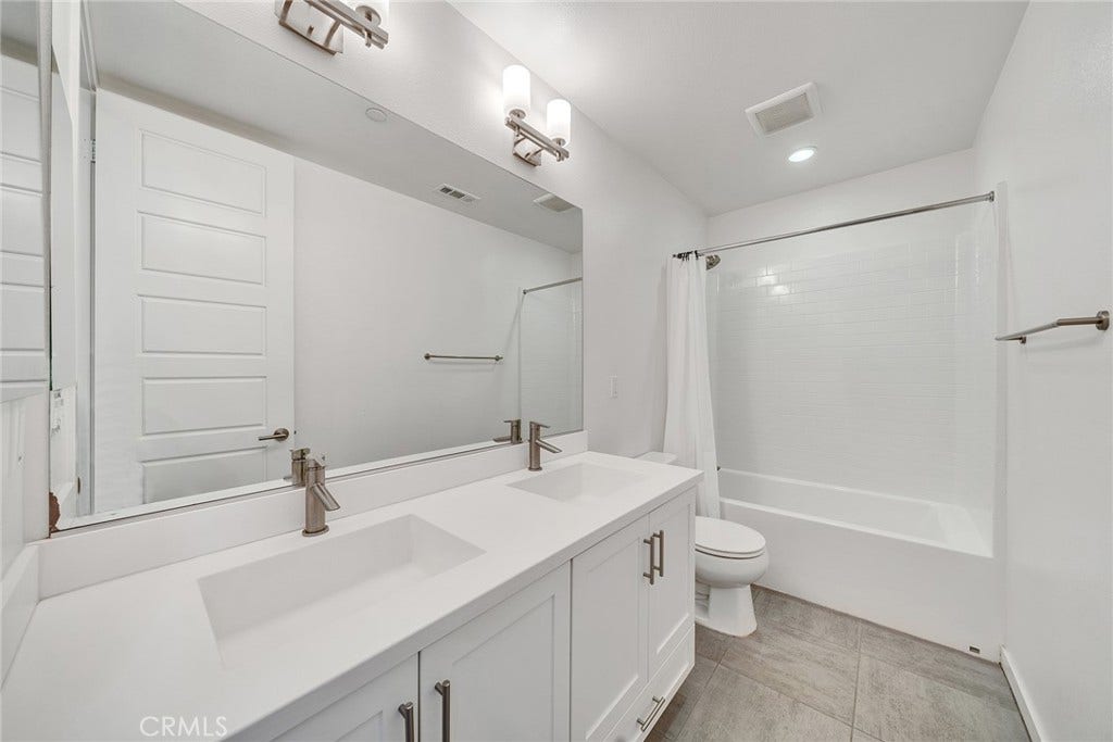182 Finch, Lake Forest, CA 92630 182 Finch, Lake Forest, CA 92630
