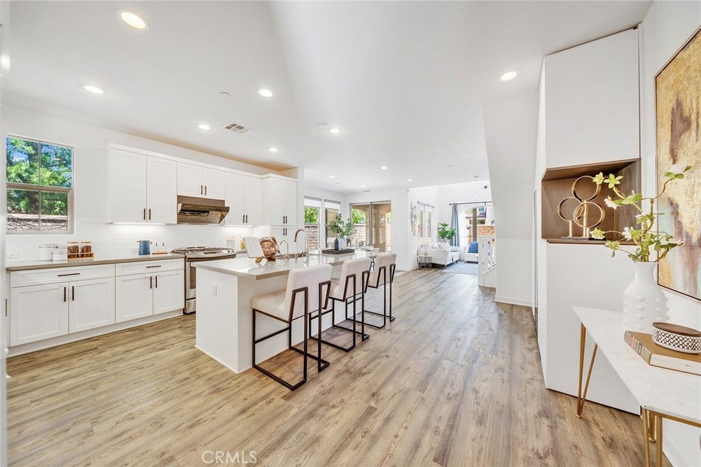 182 Finch, Lake Forest, CA 92630 182 Finch, Lake Forest, CA 92630