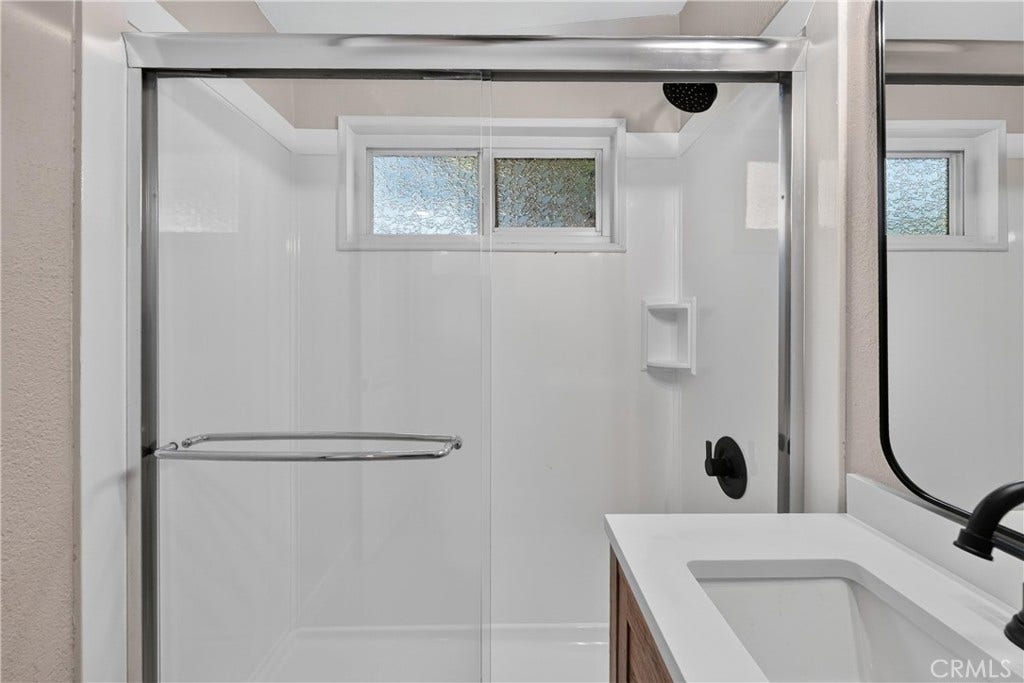 17636 Salais, La Puente, CA 91744 17636 Salais, La Puente, CA 91744