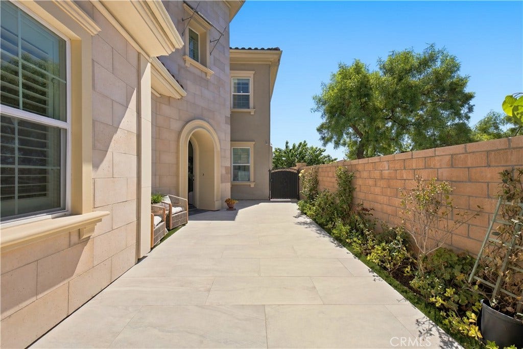 22 Calliope, Lake Forest, CA 92630 22 Calliope, Lake Forest, CA 92630