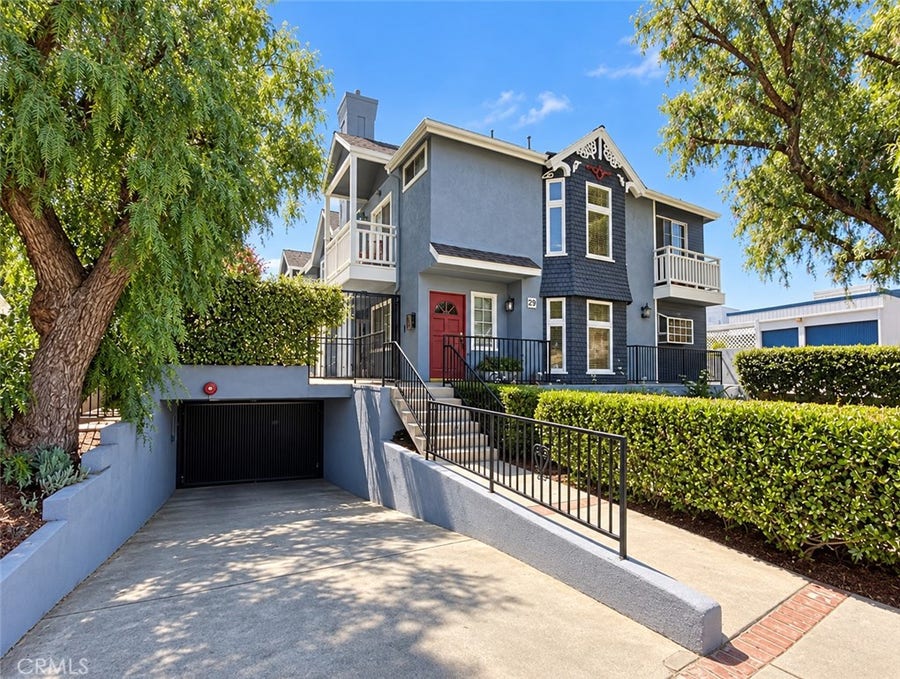 Property photo for 29 S Allen Avenue, #102, Pasadena, CA