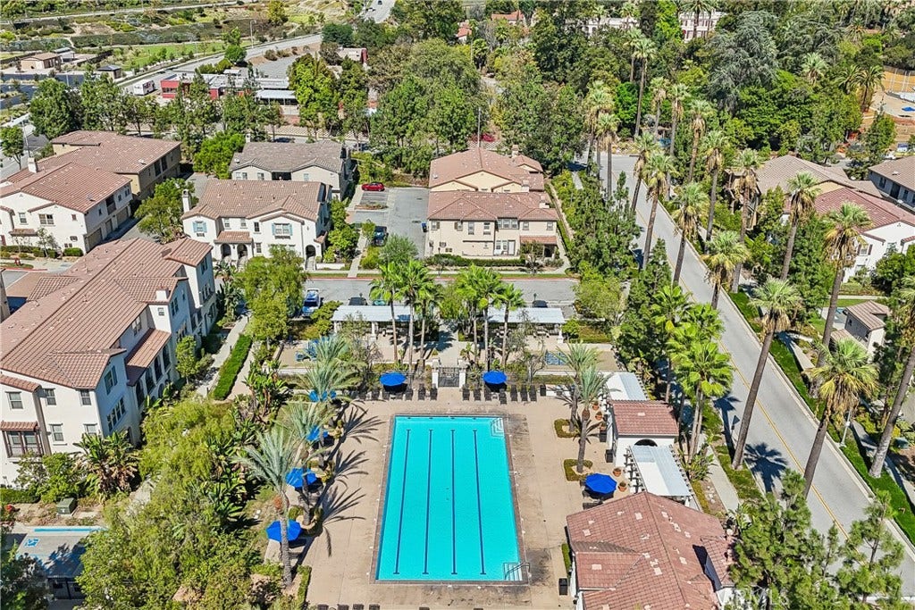 902 N Botanica Lane, #A, Azusa, CA 91702 902 N Botanica Lane, #A, Azusa, CA 91702