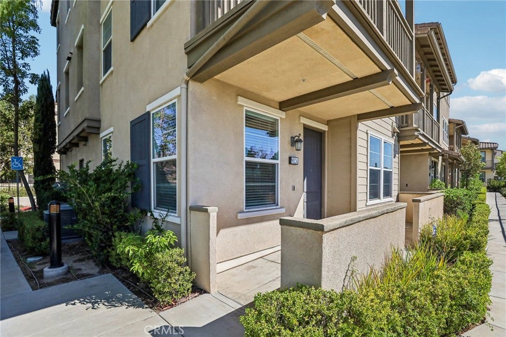 902 N Botanica Lane, #A, Azusa, CA 91702 902 N Botanica Lane, #A, Azusa, CA 91702
