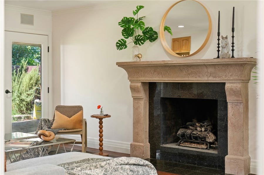 Property photo for 26096 Adamor Road, Calabasas, CA